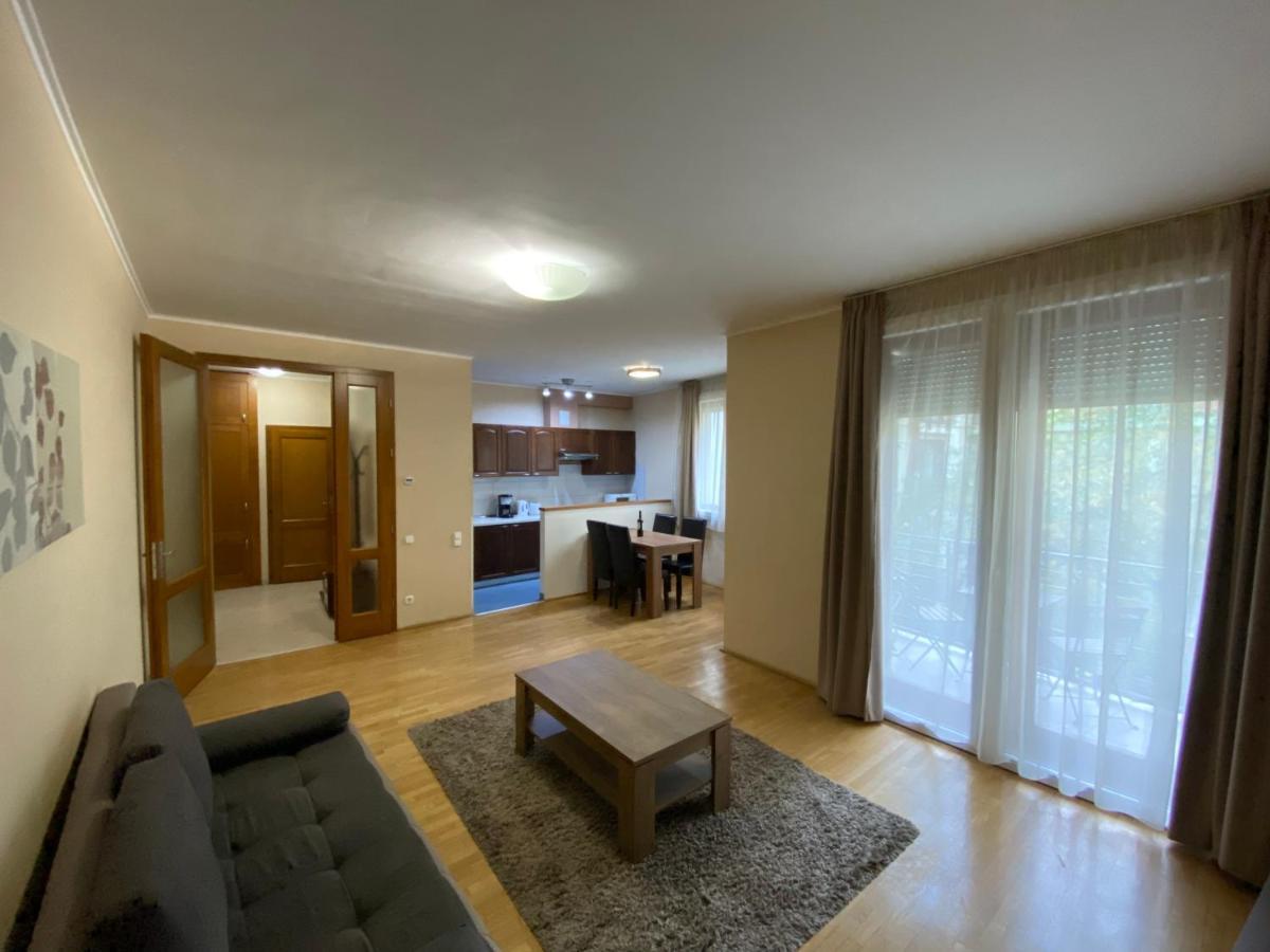 Gozsdu Apartment - Eszterhaz بودابست المظهر الخارجي الصورة